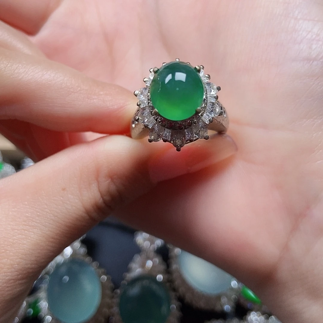 翡翠未镶嵌戒指翡翠戒指