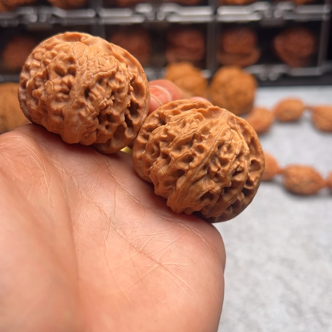 文玩核桃吊坠哈哈哈哈哈哈哈