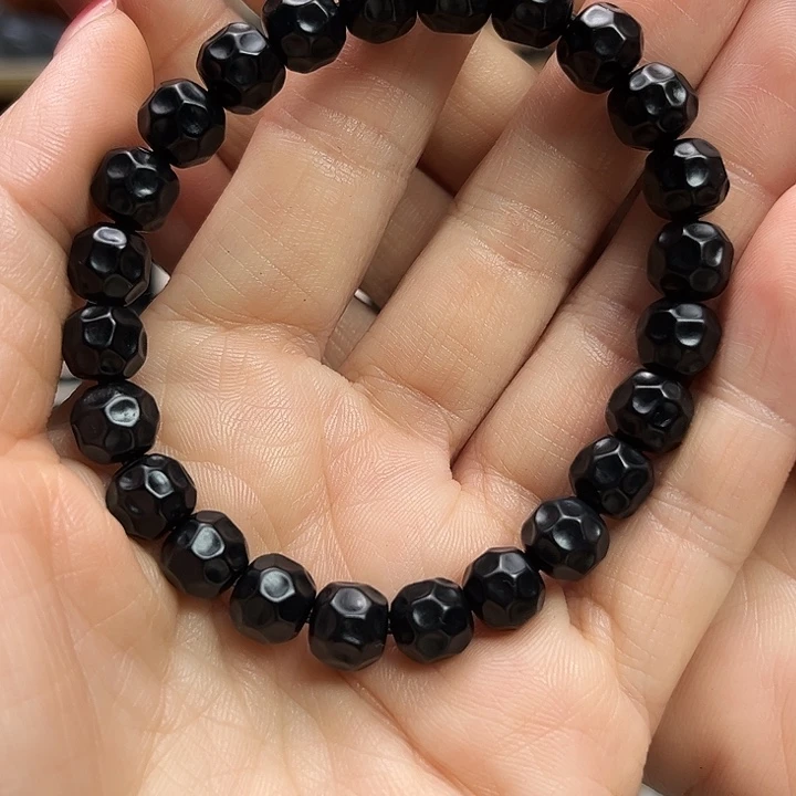 和田玉（墨玉）未镶嵌颈饰啦9无相珠宝级