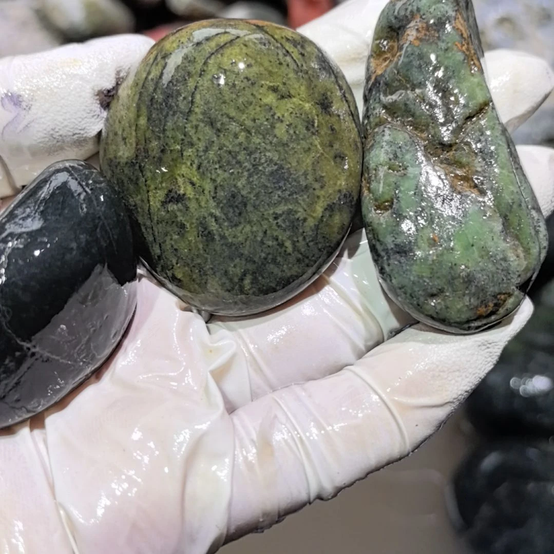 乔***撕藏玉药王石原石3和