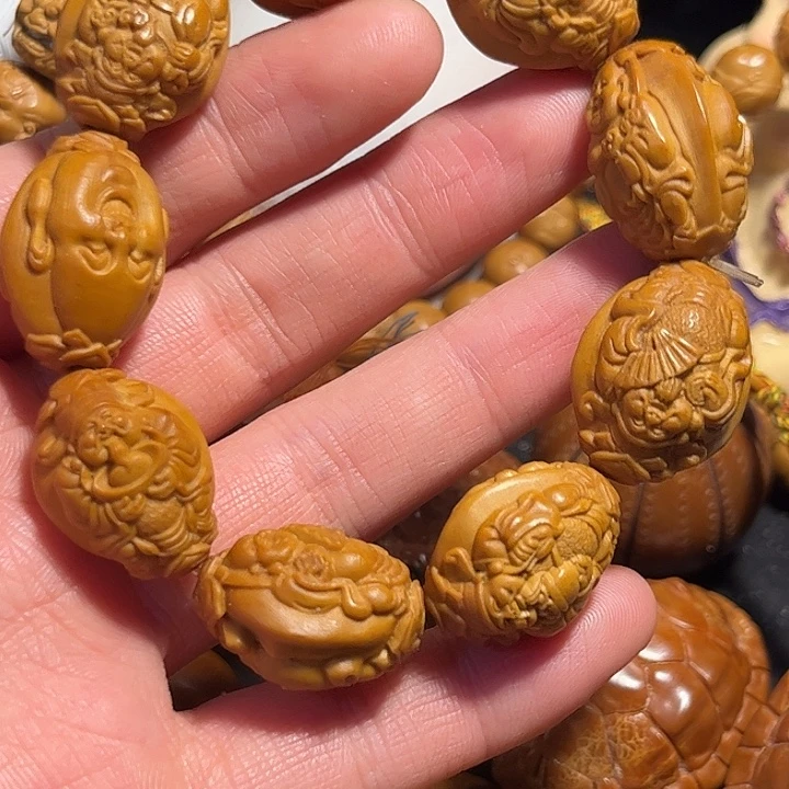 手串/手链橄榄核浮雕财迷