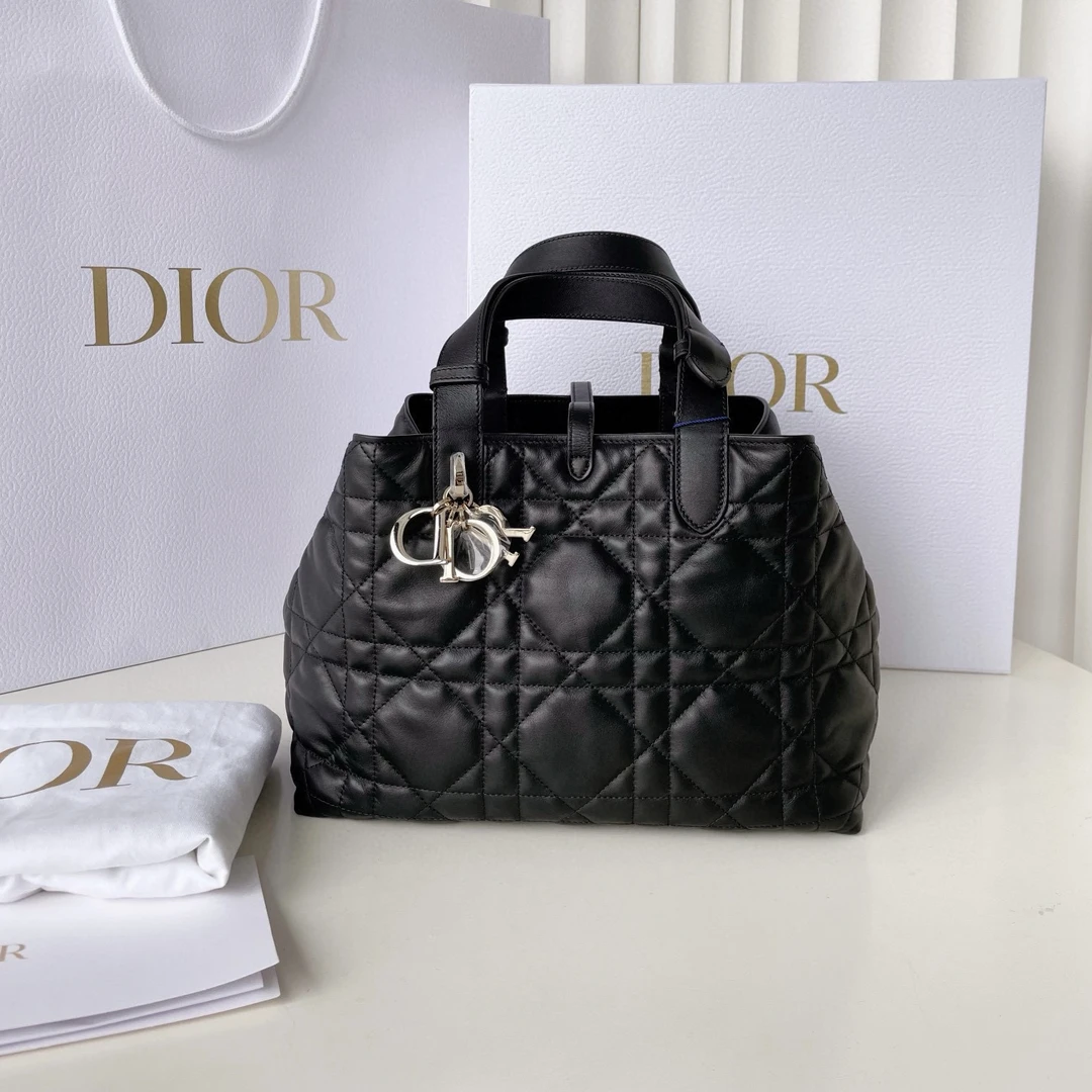 99新 DIOR/迪奥 toujours菜篮子中号黑金 全新全套CG14-0013