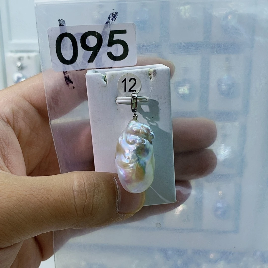 淡水珍珠合金颈饰