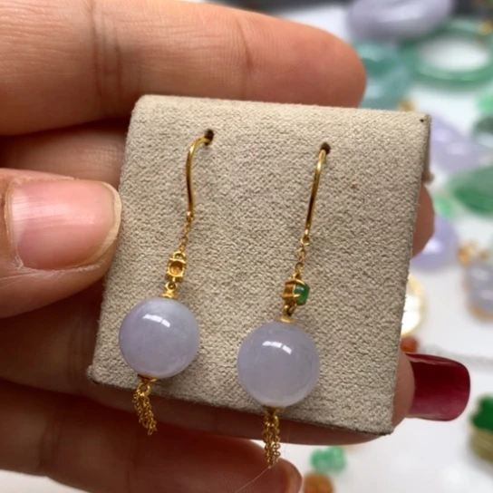 翡翠颈饰18K金镶嵌翡翠