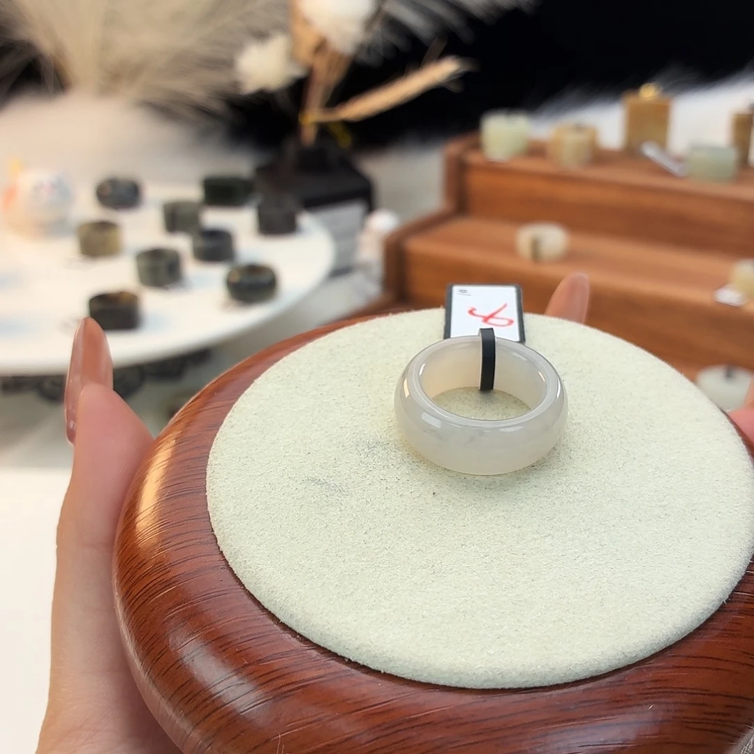 和田玉未镶嵌戒指冰紫轮胎16.9j150