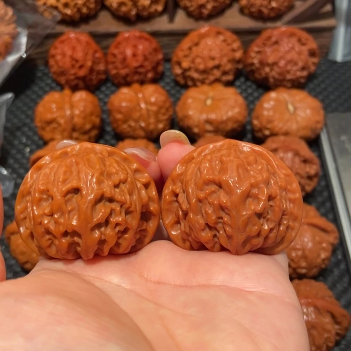 文玩核桃把件42.6尺寸宫灯2028