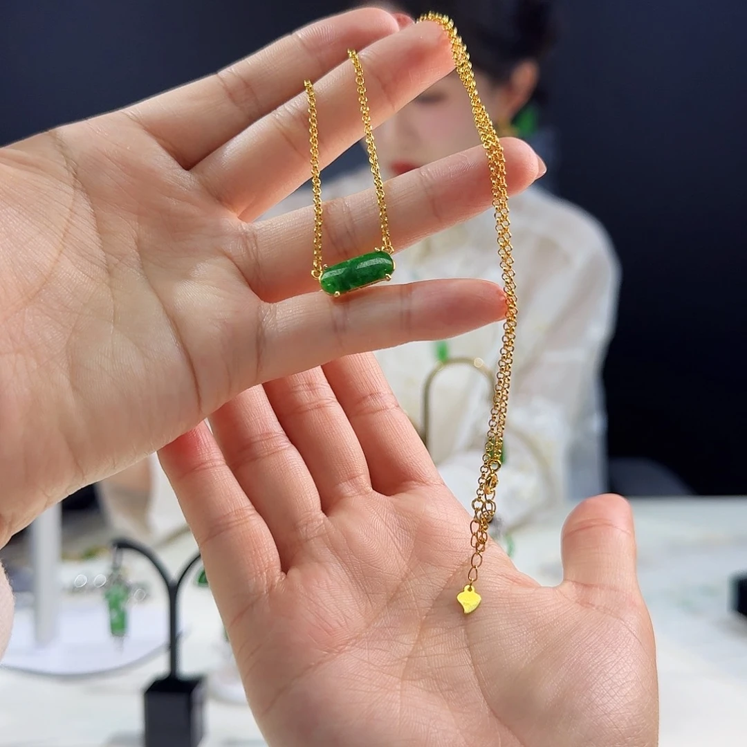 翡翠颈饰银S925镶嵌碧**天925镶嵌