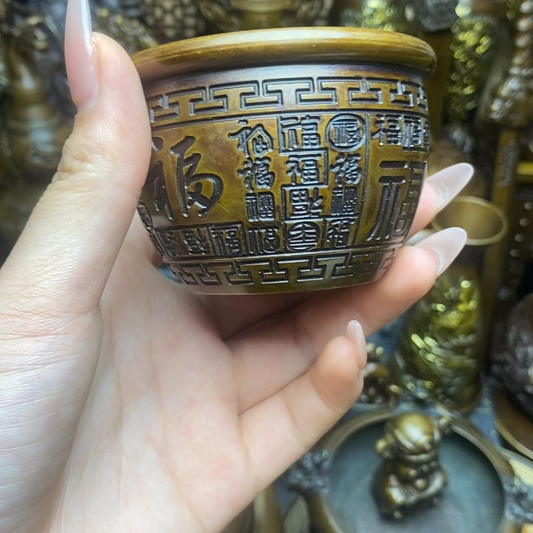 铜器摆件做工精良
