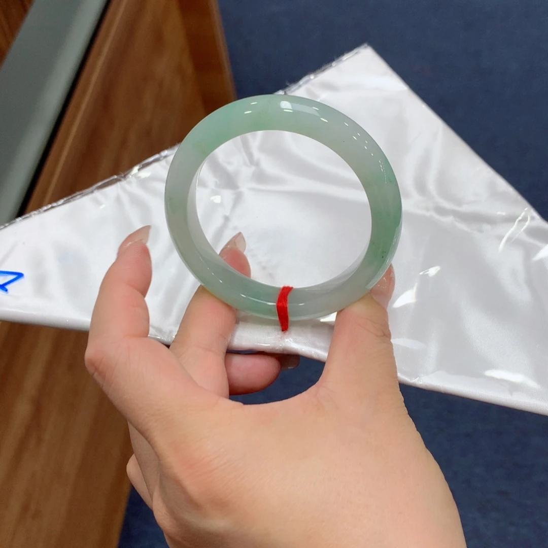 未镶嵌手镯翡翠买断