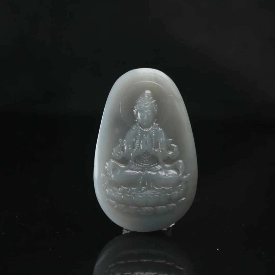 24和田玉冰烟紫观音牌/200430保利厦门拍卖