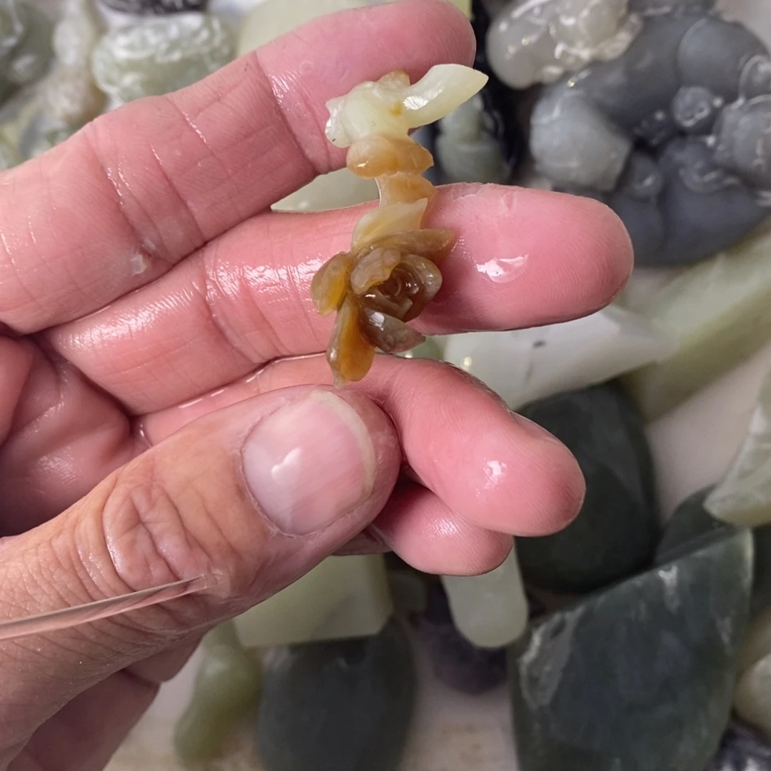 和田玉未镶嵌吊坠(不含链)