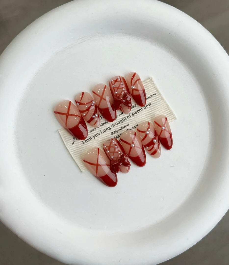 【芭蕾舞鞋】珍珍手工穿戴甲显白新年红色手绘芭蕾可拆卸美甲贴片