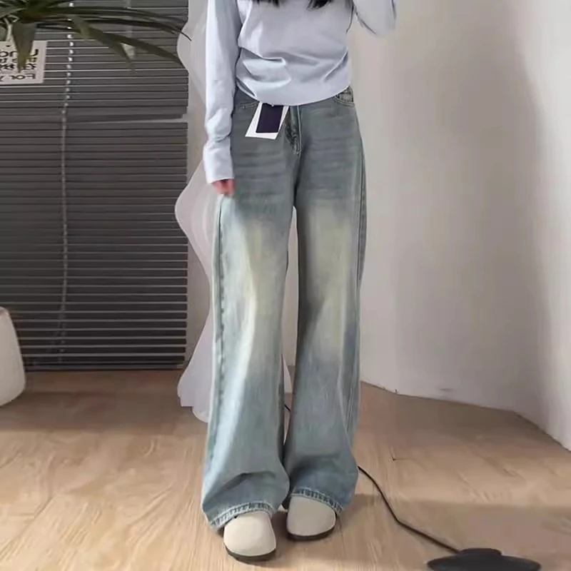 浅色宽松阔腿牛仔裤女高腰夏季新款极简风宽松显瘦梨形身材直筒裤
