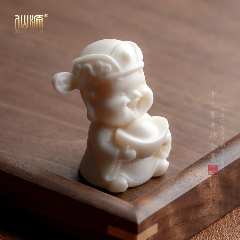 象牙果小财神摆件