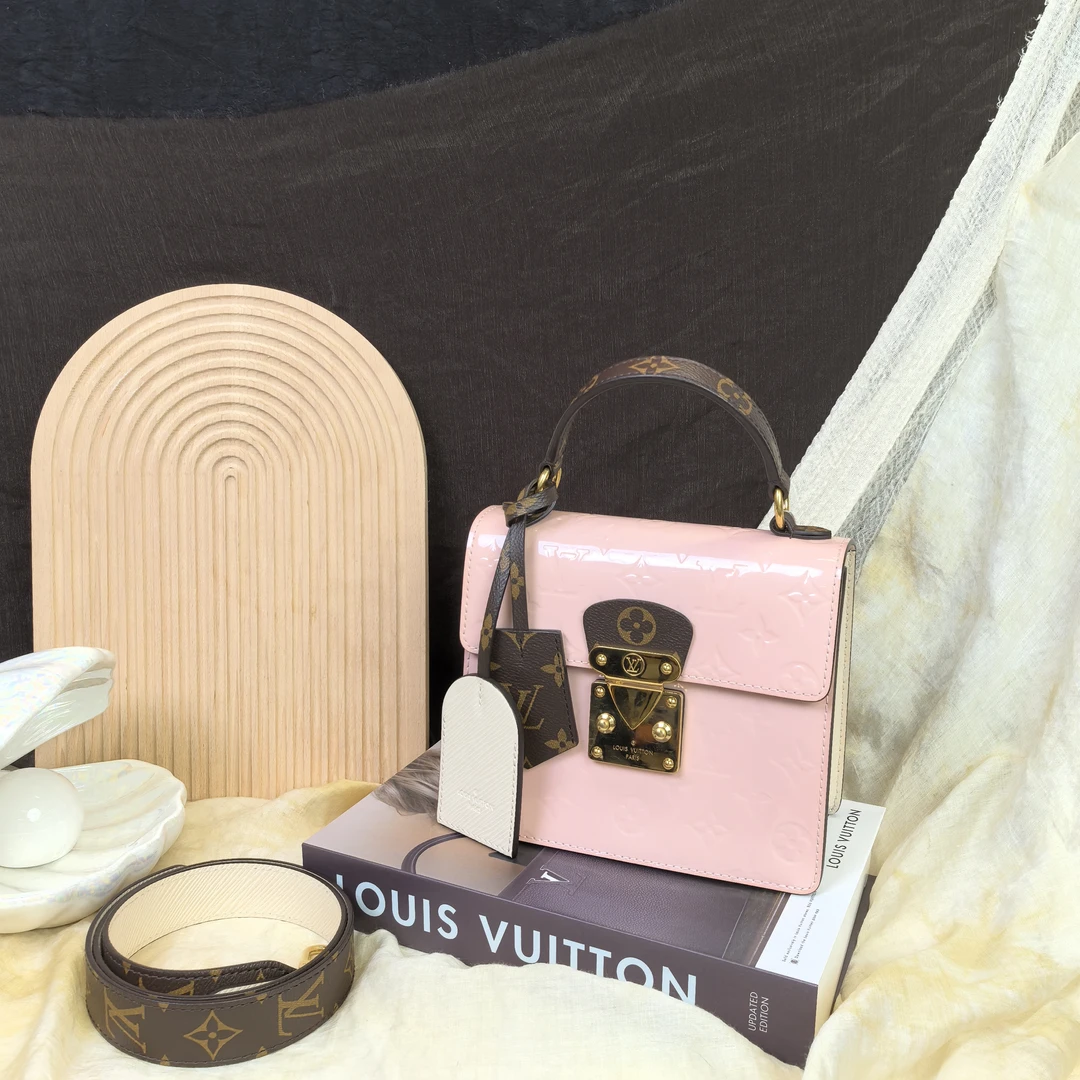 95新 LouisVuitton/路易威登 樱花粉春天大街手提斜挎包