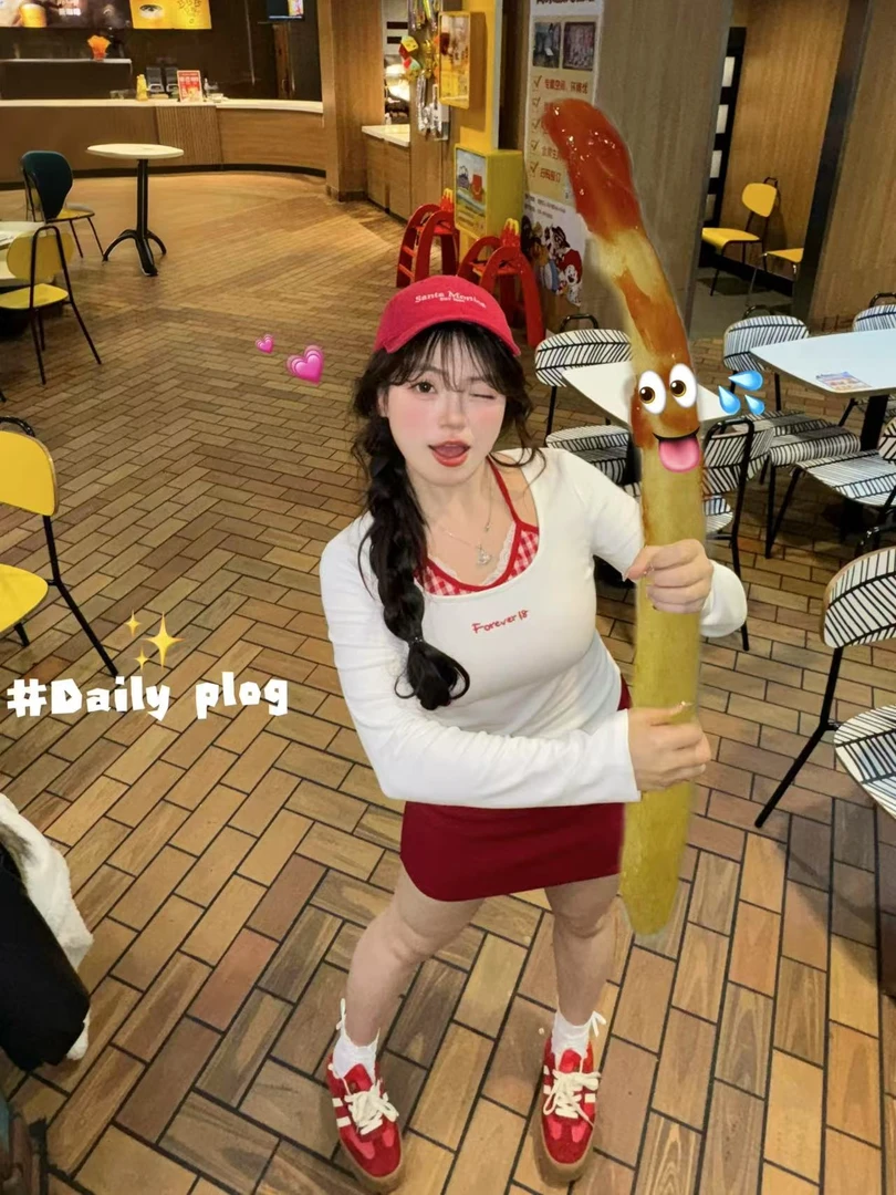 纯欲风辣妹刺绣长袖t恤女春秋修身蕾丝边吊带甜辣妹两件套上衣