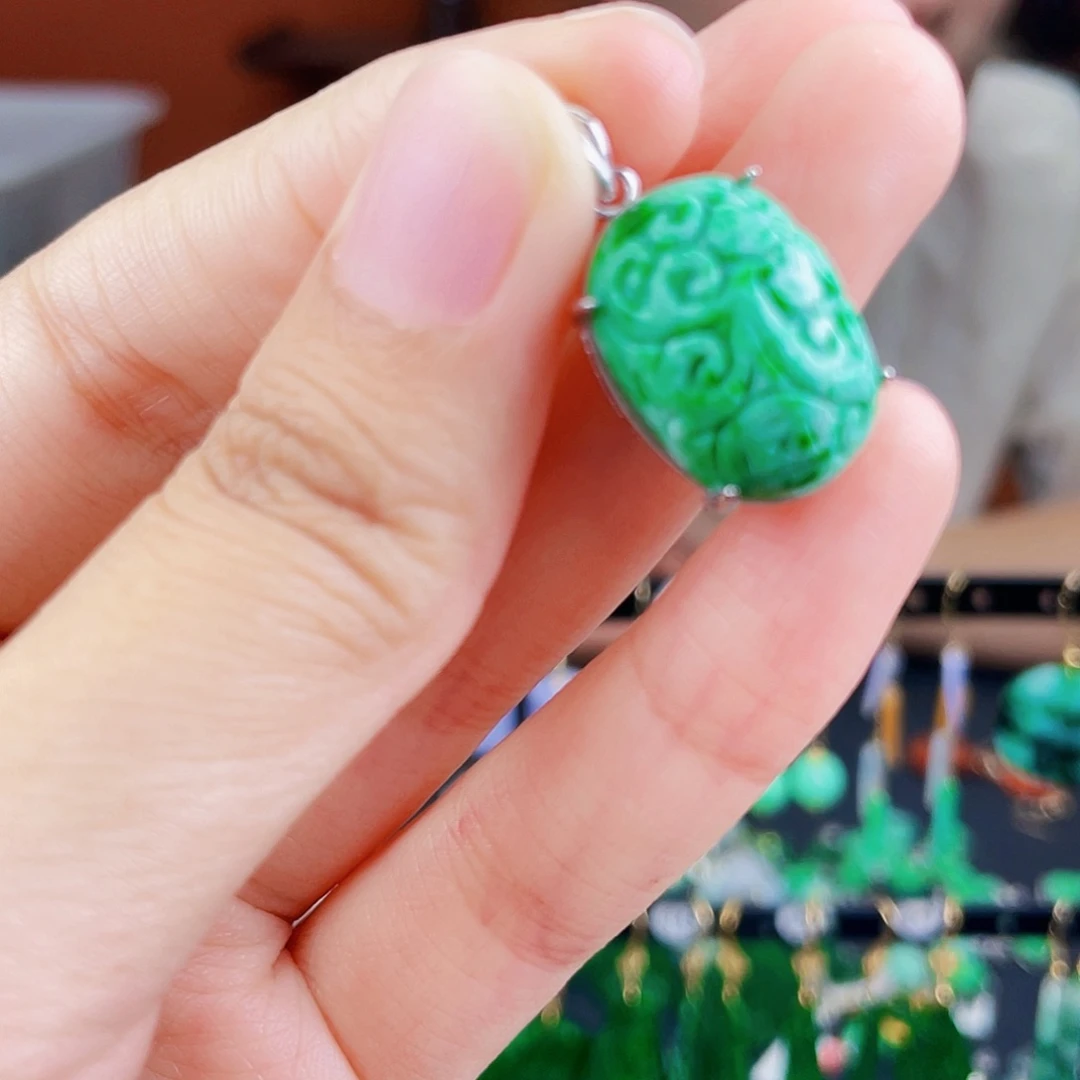 翡翠银S925镶嵌颈饰