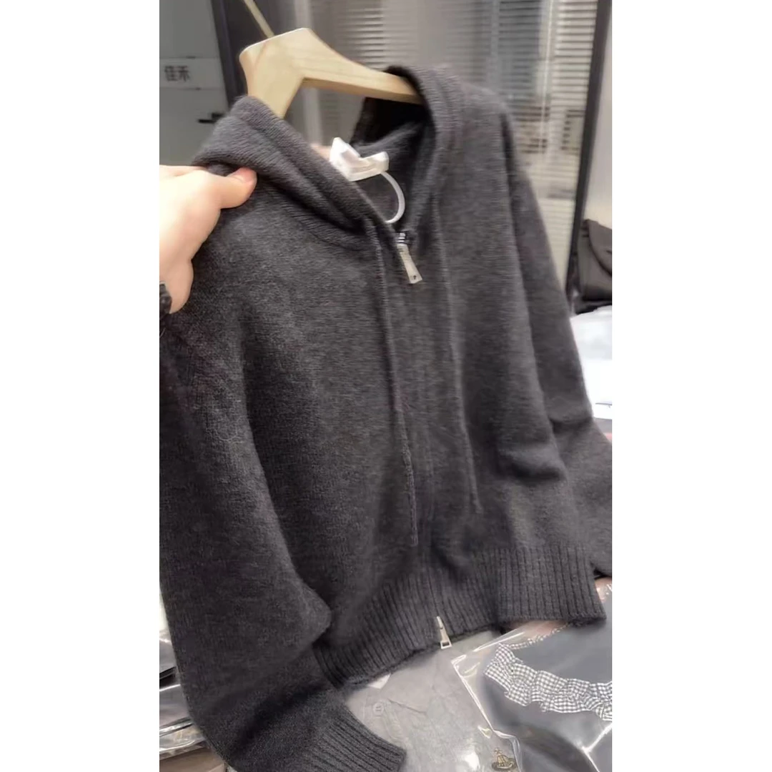 慵懒风针织连帽厚款毛针织衫带帽开衫宽松时尚高级感穿搭