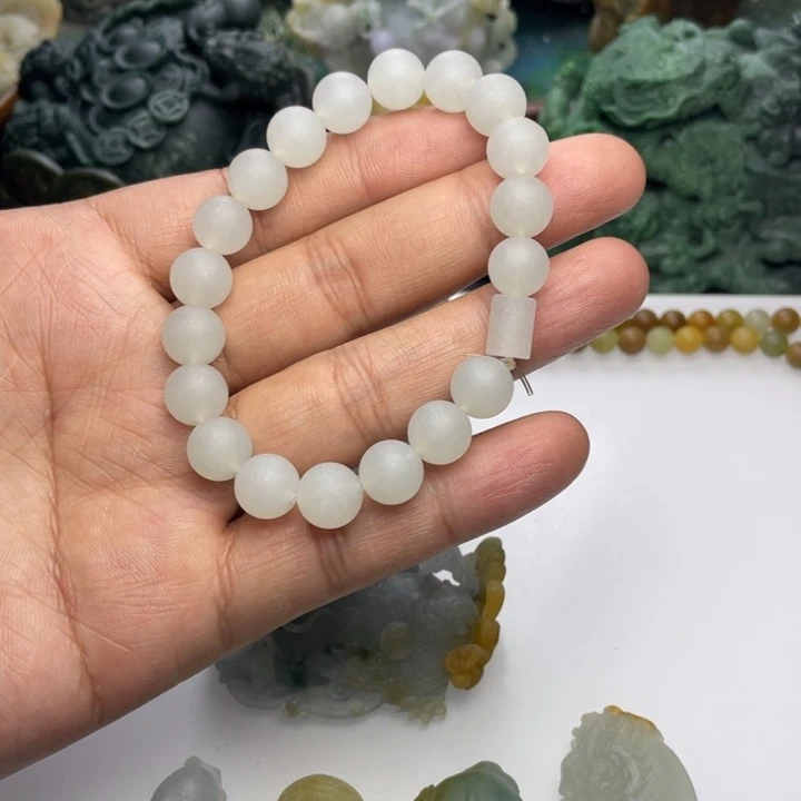 定制翡翠未镶嵌卡10