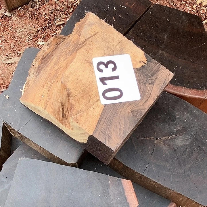 东非黑黄檀（紫光檀）R**冉013毛料