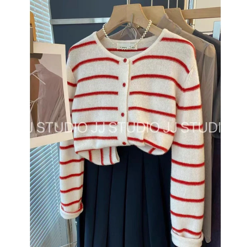 条纹长袖时尚秋季外搭针织圆领撞色早秋百搭显瘦小香风