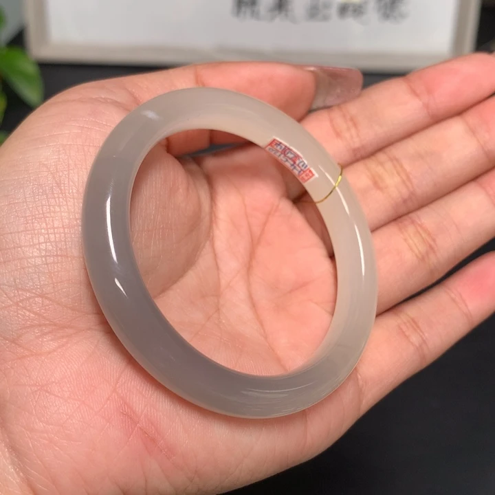 和田玉手镯未镶嵌50