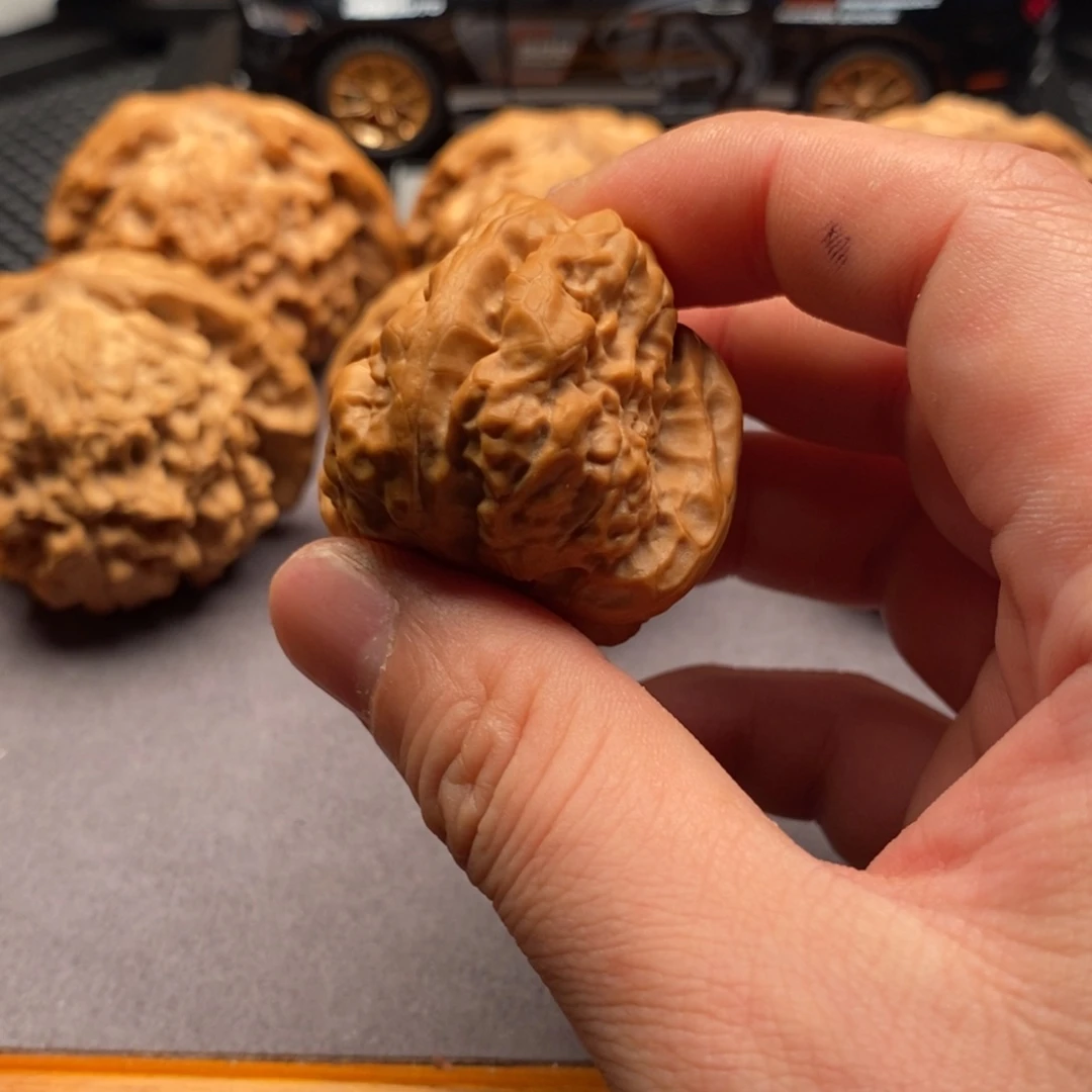 文玩核桃精品对蛤蟆头配对