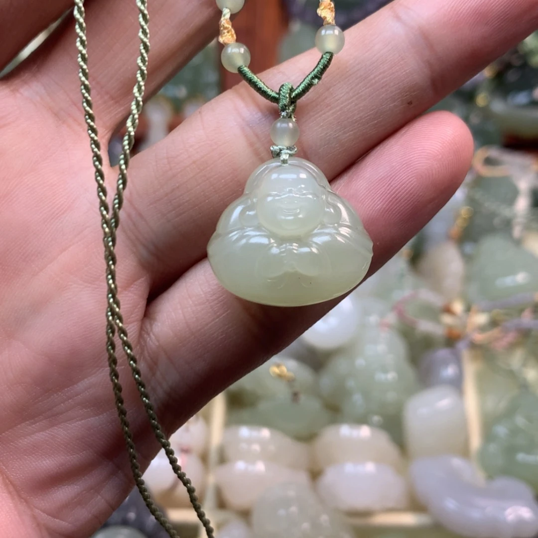 【闪购商品】颈饰未镶嵌和田玉