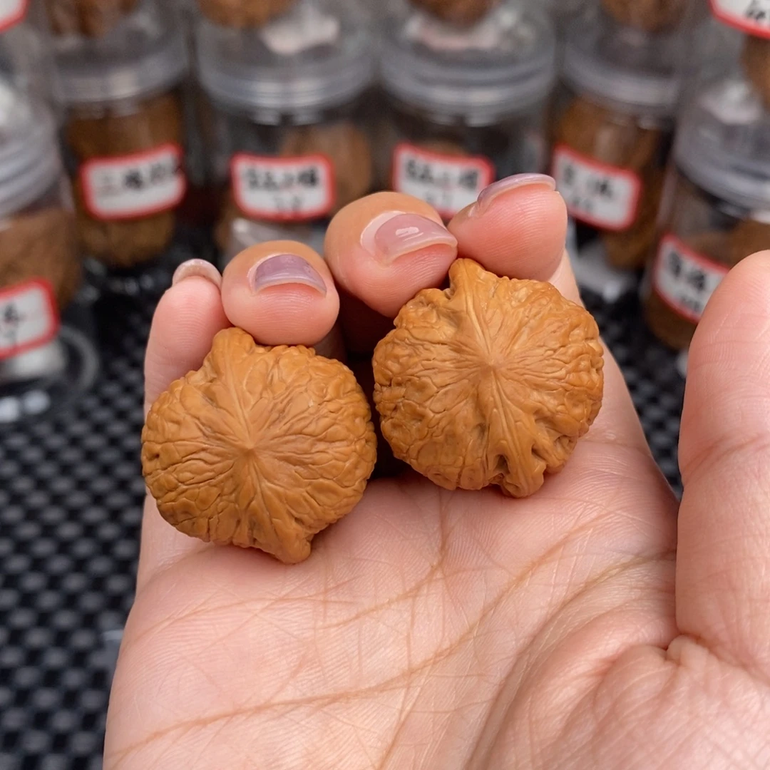 桃核吊坠30铁锤打底