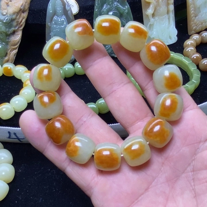 陪***之和田玉（糖玉）未镶嵌手链
