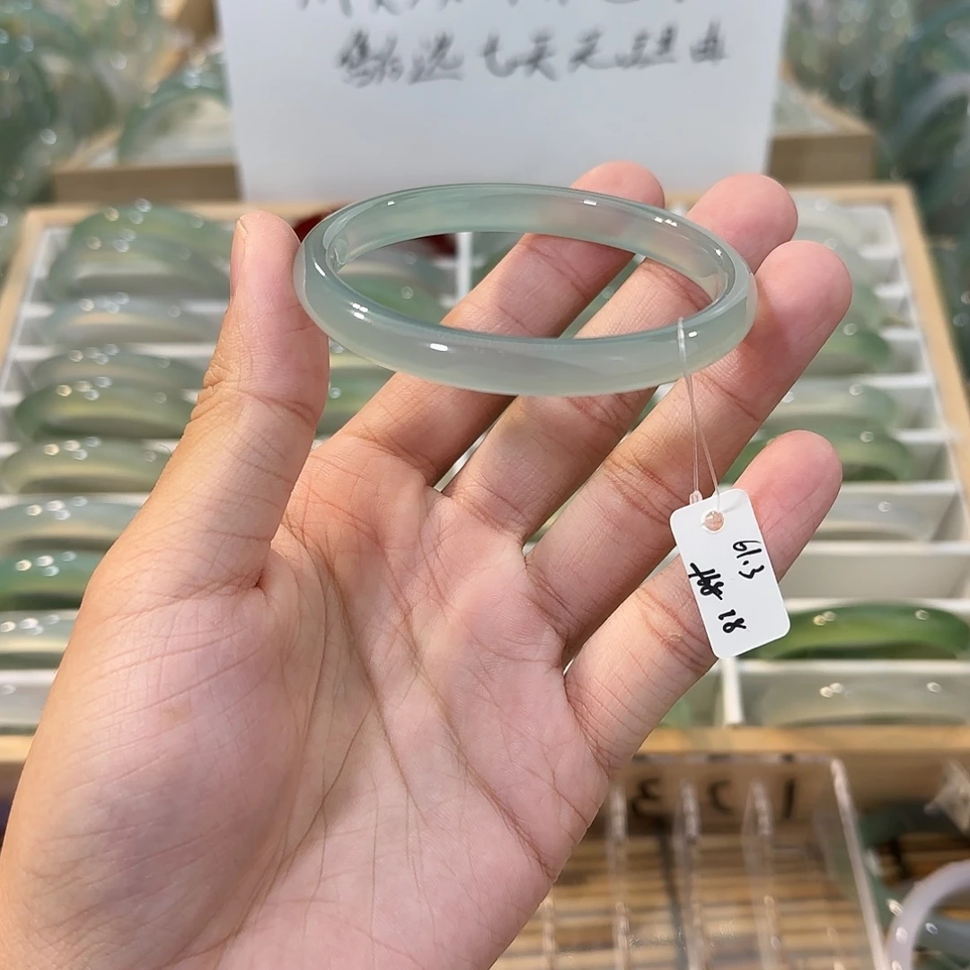 玛瑙/玉髓未镶嵌手镯圈口61.3