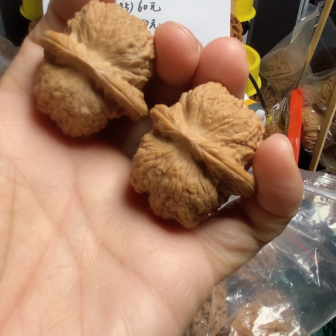 吊坠文玩核桃元宝学麒麟38