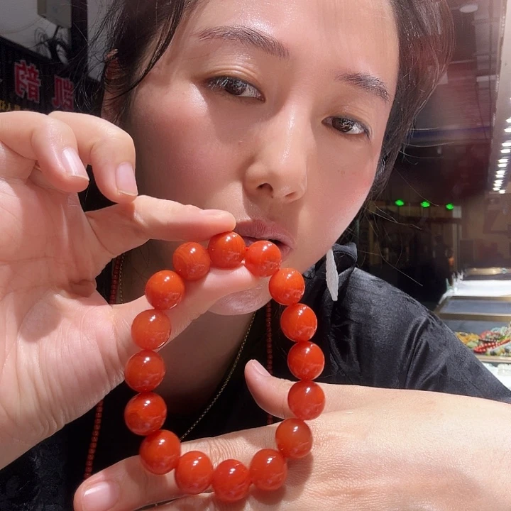 颈饰未镶嵌南红玛瑙