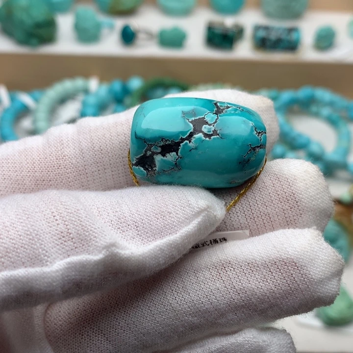 绿松石未镶嵌珠宝奇石808矿玉化藏式桶珠17.8*25.9mm