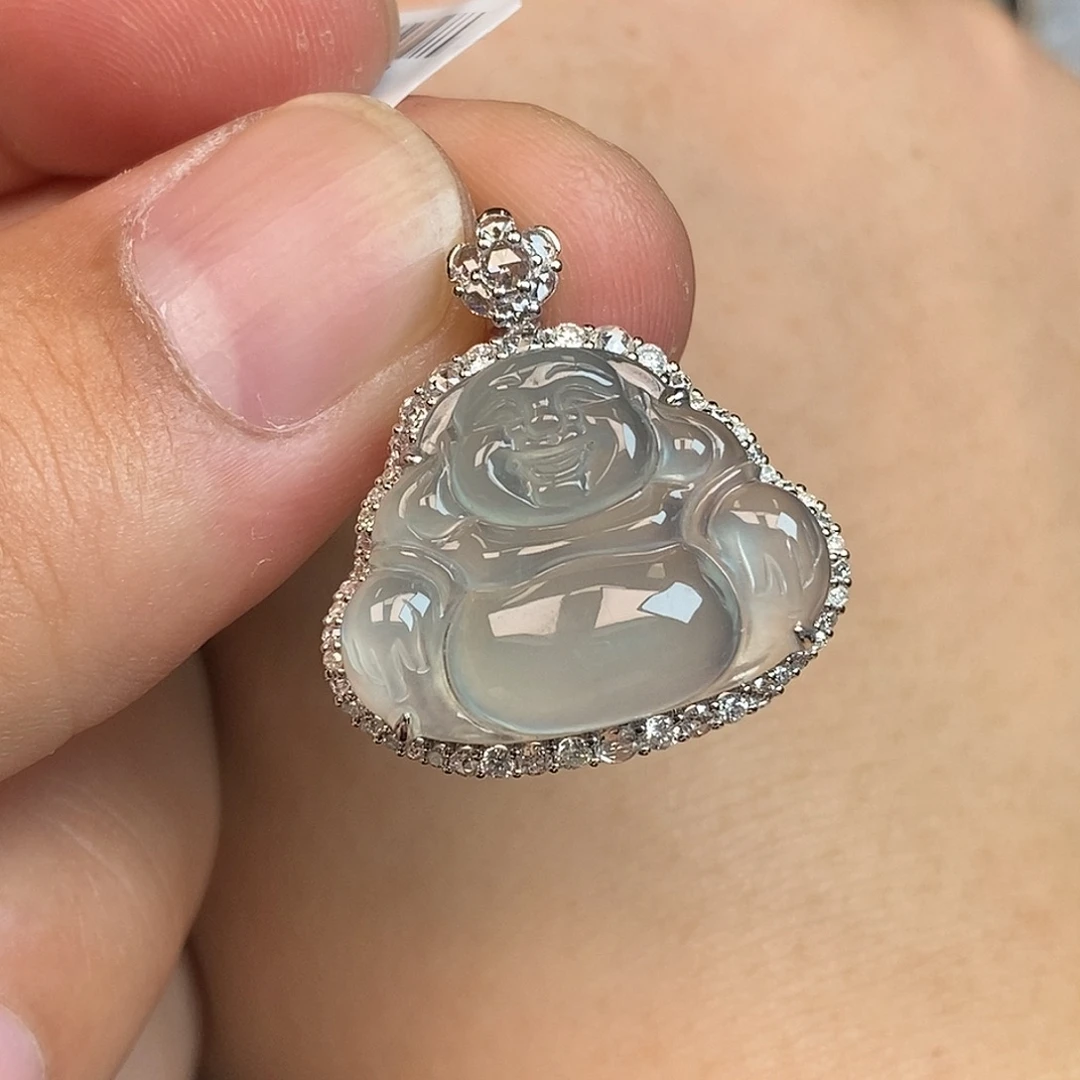 翡翠18K金镶嵌颈饰佛公