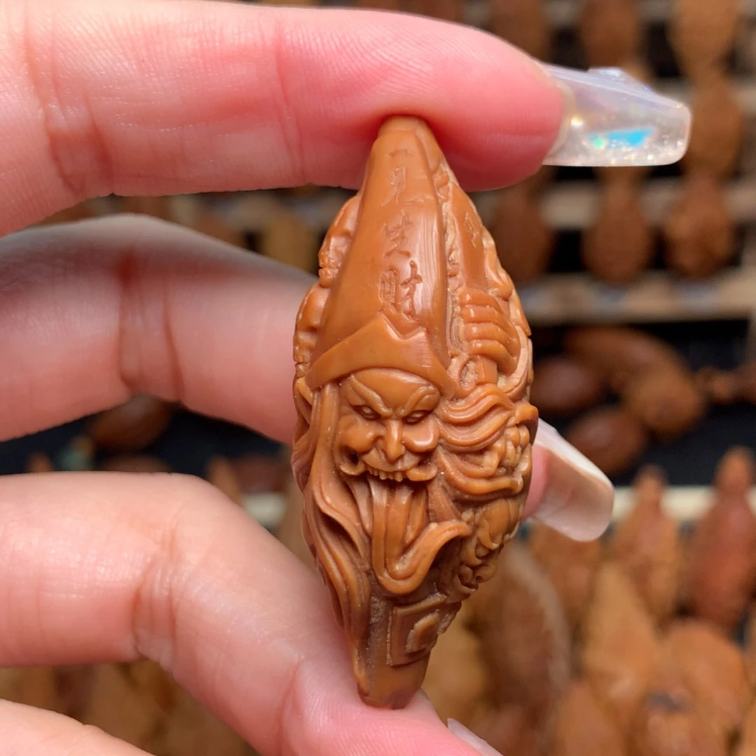 把件橄榄核黑白无常