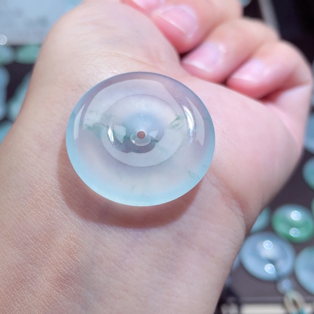 颈饰未镶嵌翡翠扣子