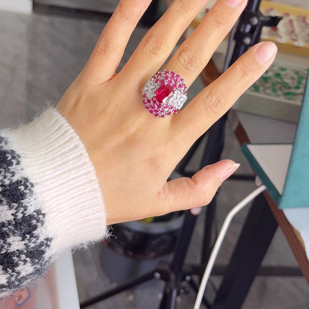 银S925镶嵌戒指红宝石
