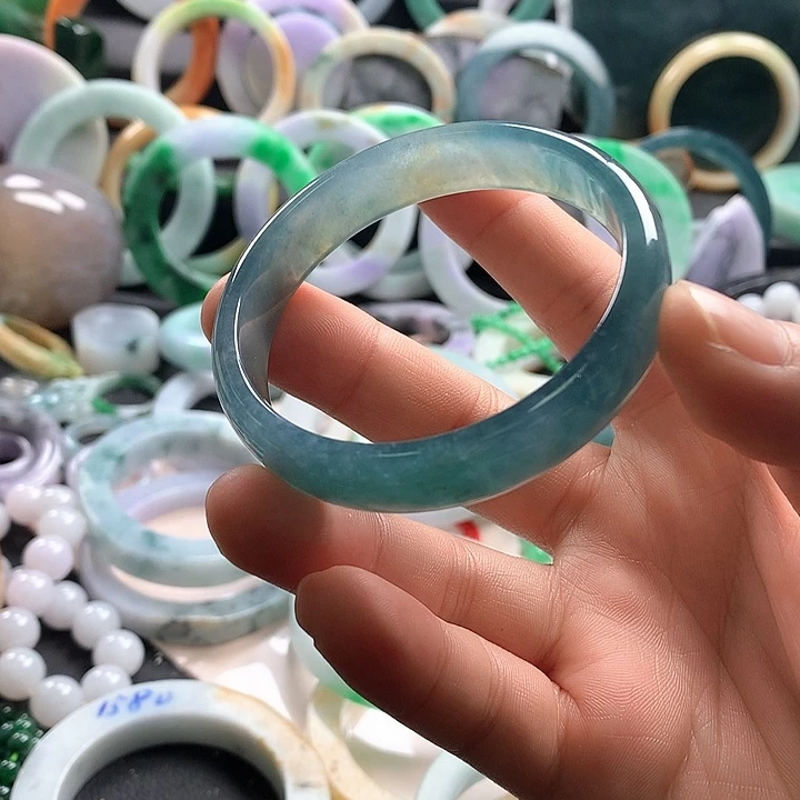 未镶嵌定制翡翠冰种蓝水