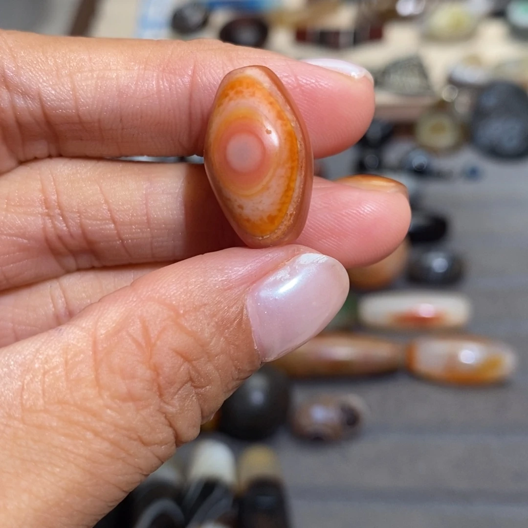 波***仔玛瑙/玉髓未镶嵌手链