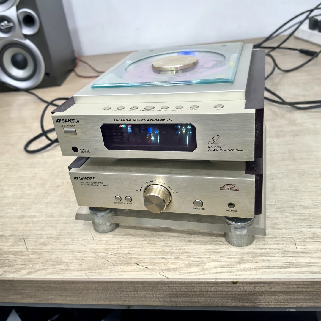 8新  SS主机，只保证功放正常使用，其他功能不保证，邮费自理