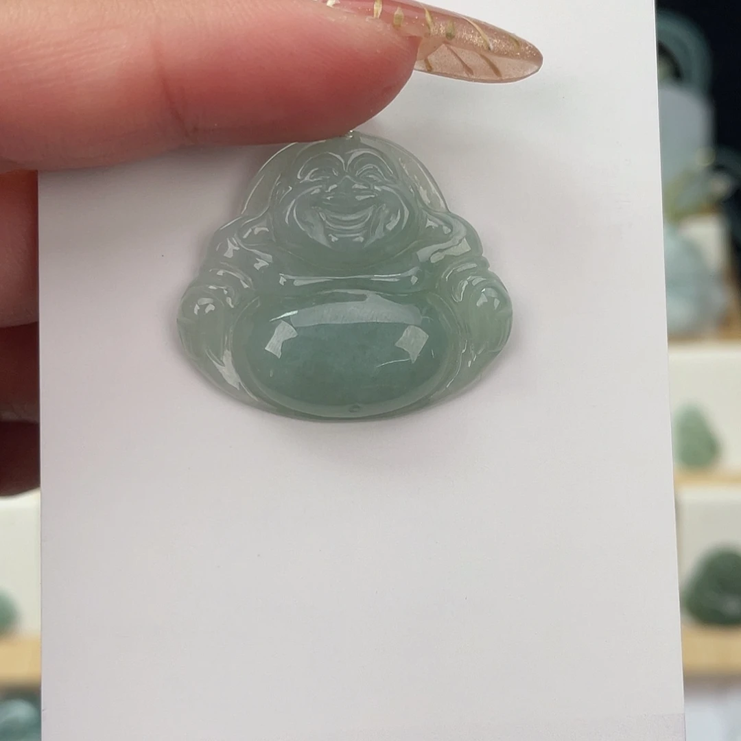 翡翠未镶嵌颈饰佛公