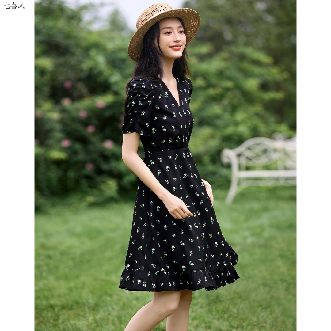 夏季新款修身显瘦连衣裙时髦优雅雪纺衫泡泡袖通勤A字裙女装