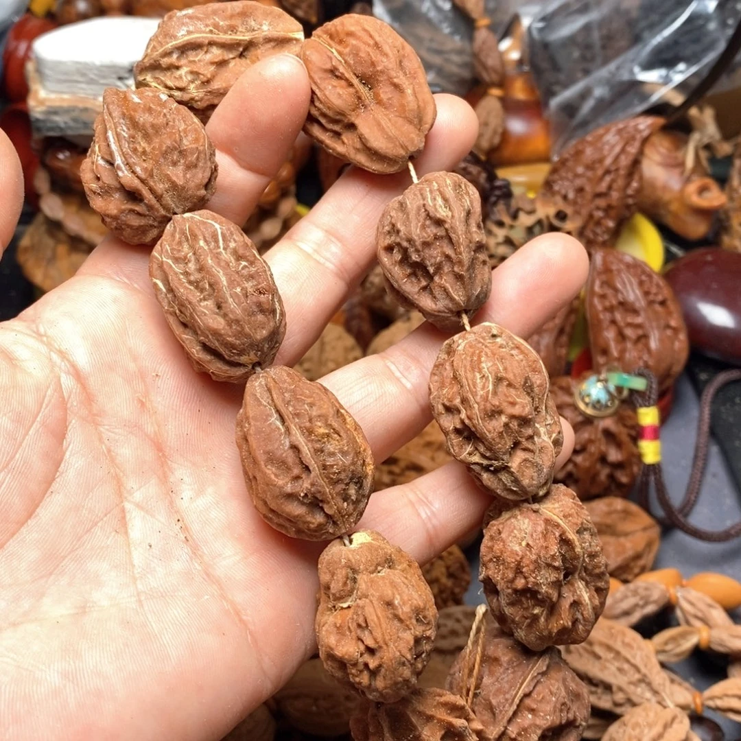 文玩核桃吊坠瑕疵49