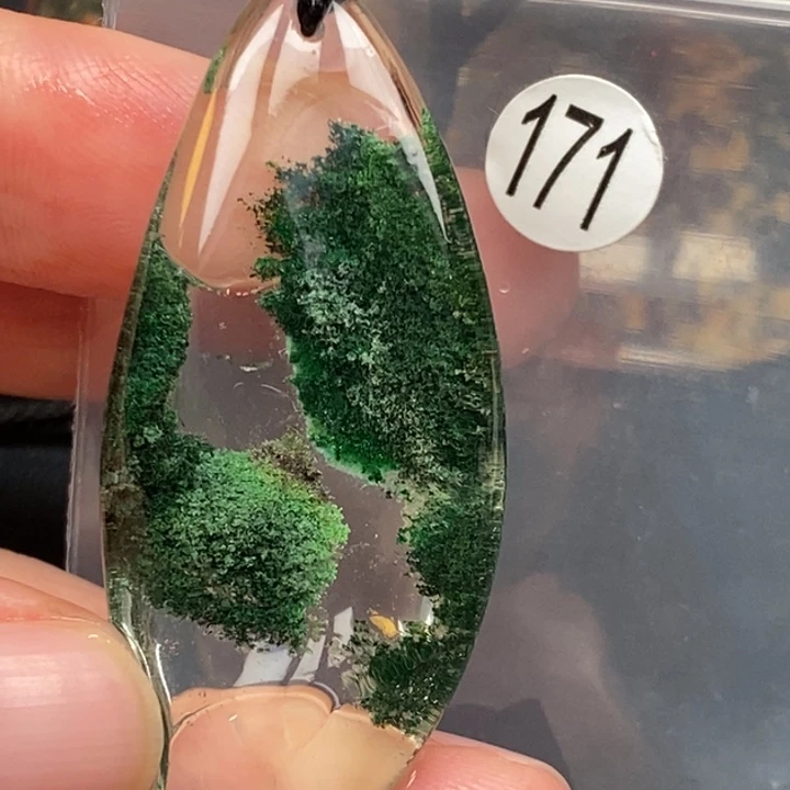 仁***诣水晶未镶嵌颈饰天然
