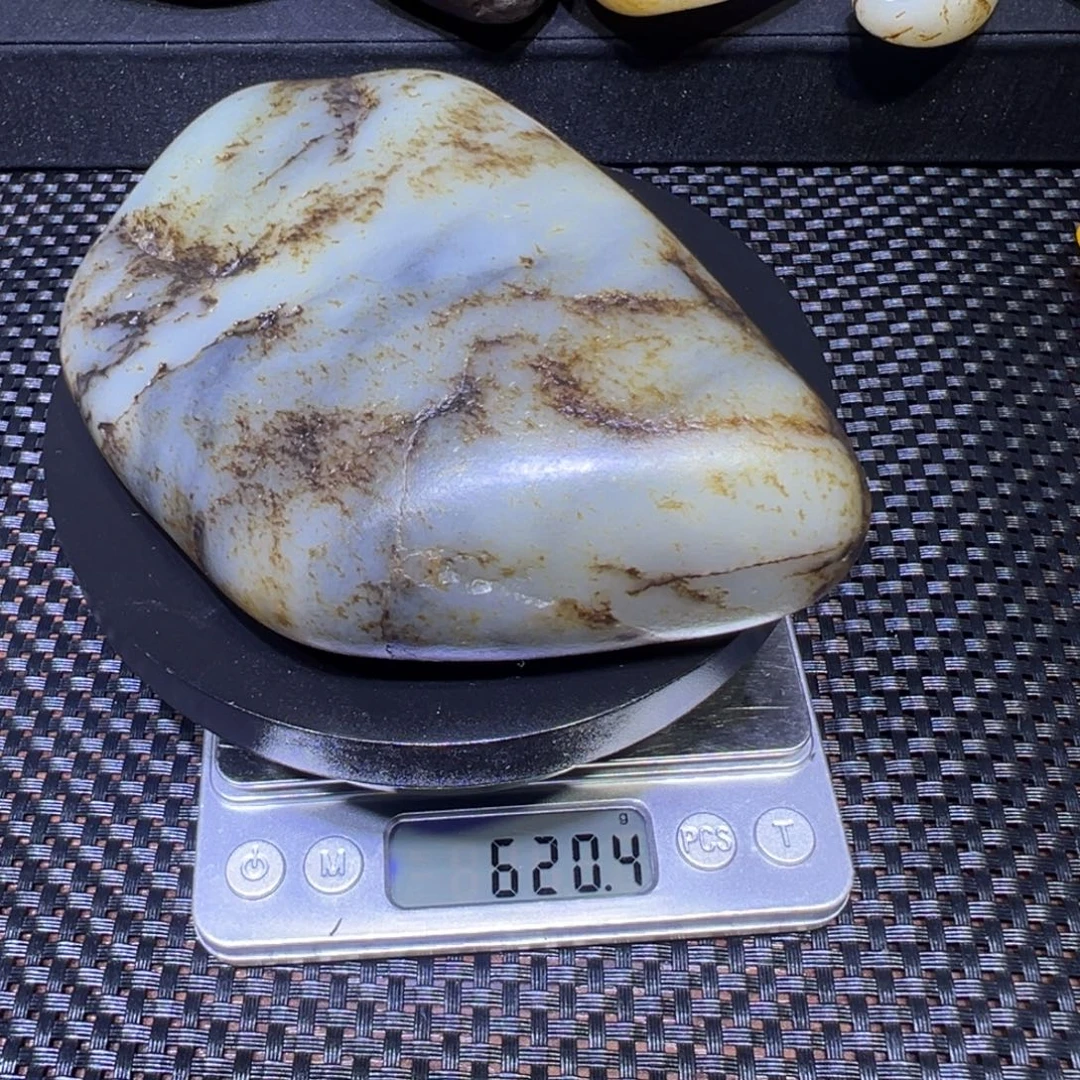 和田玉（子料）未镶嵌吊坠(不含链)620克