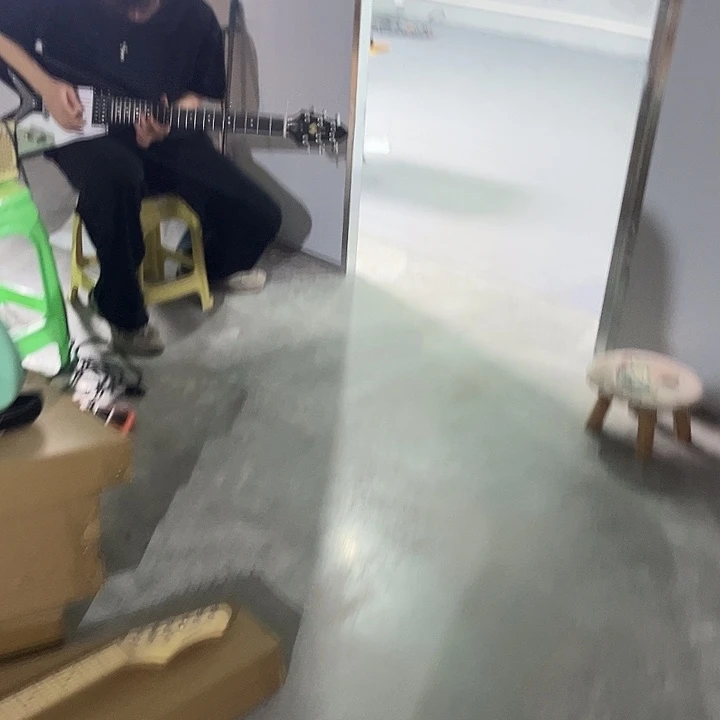 阿***传叉子黑色电吉他6666
