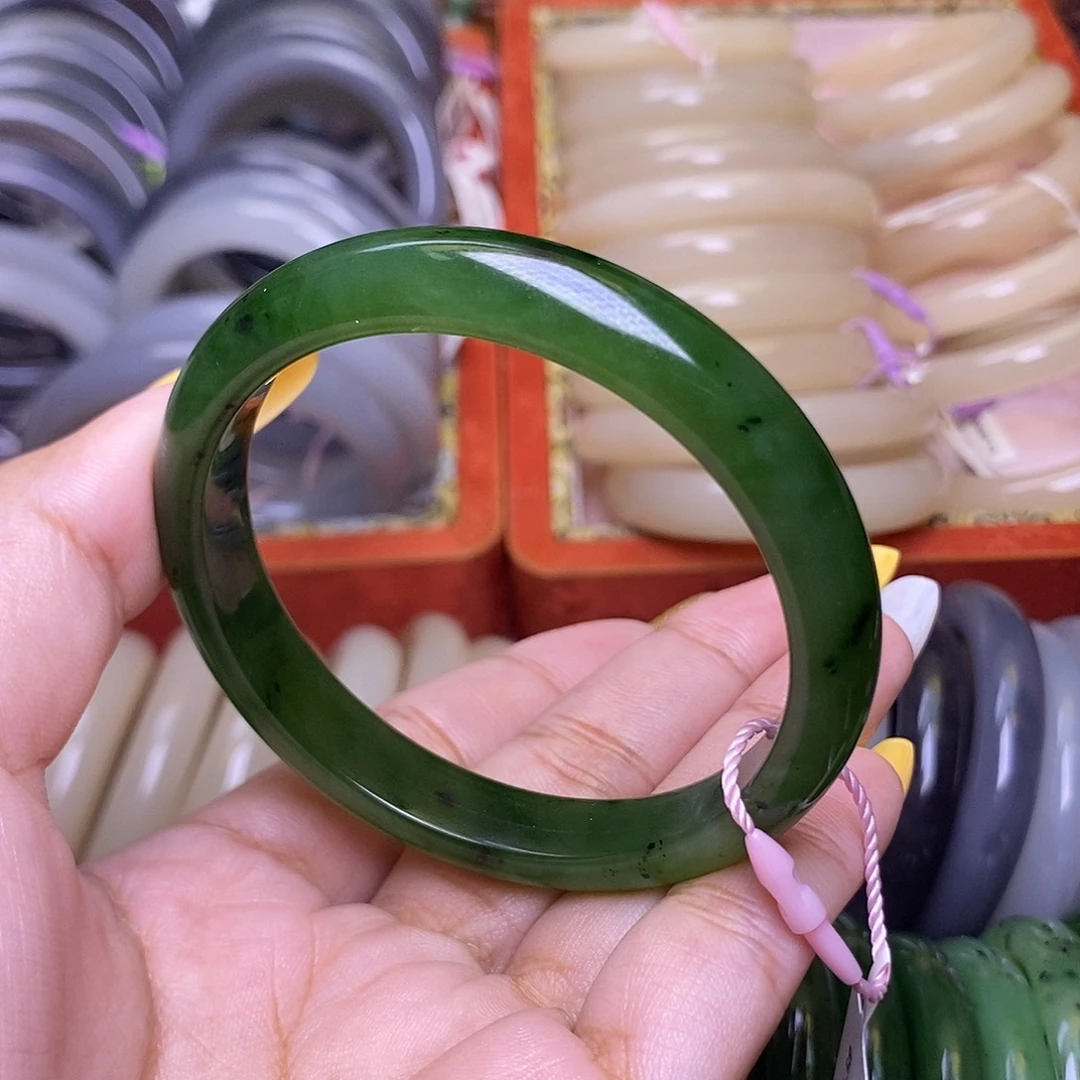 和田玉未镶嵌颈饰碧玉满色满绿手镯56.5