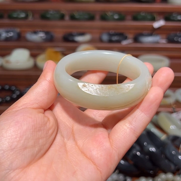 和田玉（子料）未镶嵌手镯