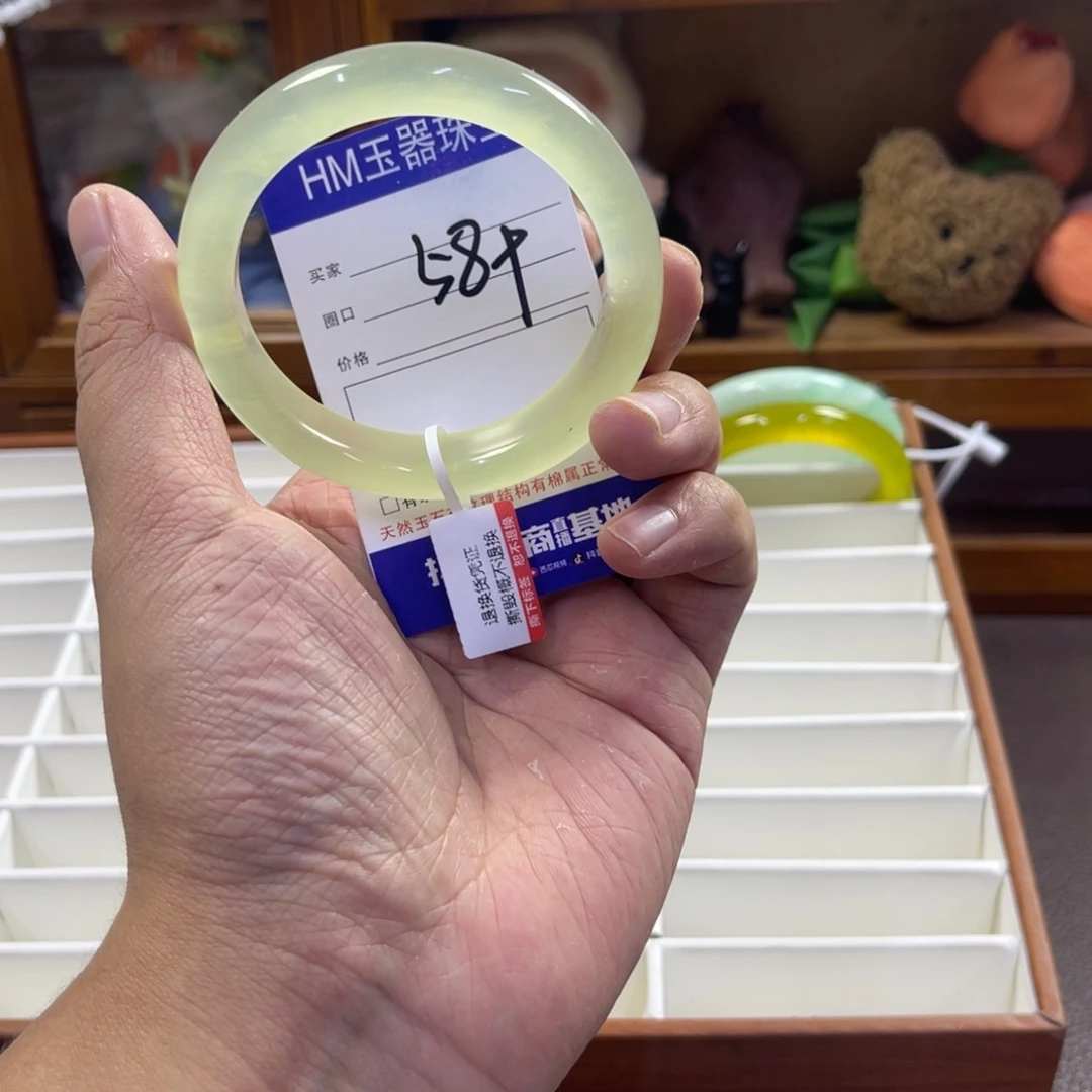蛇纹石玉未镶嵌手镯363